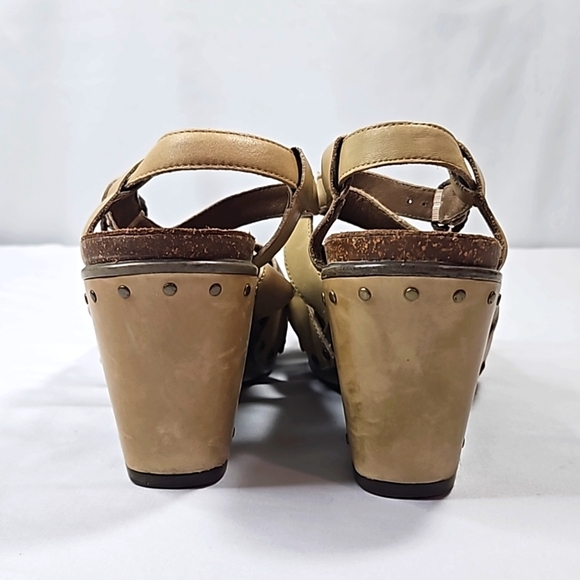 Dansko Tan Leather  Womens Wedge Sandals Sz 38 - Picture 5 of 8